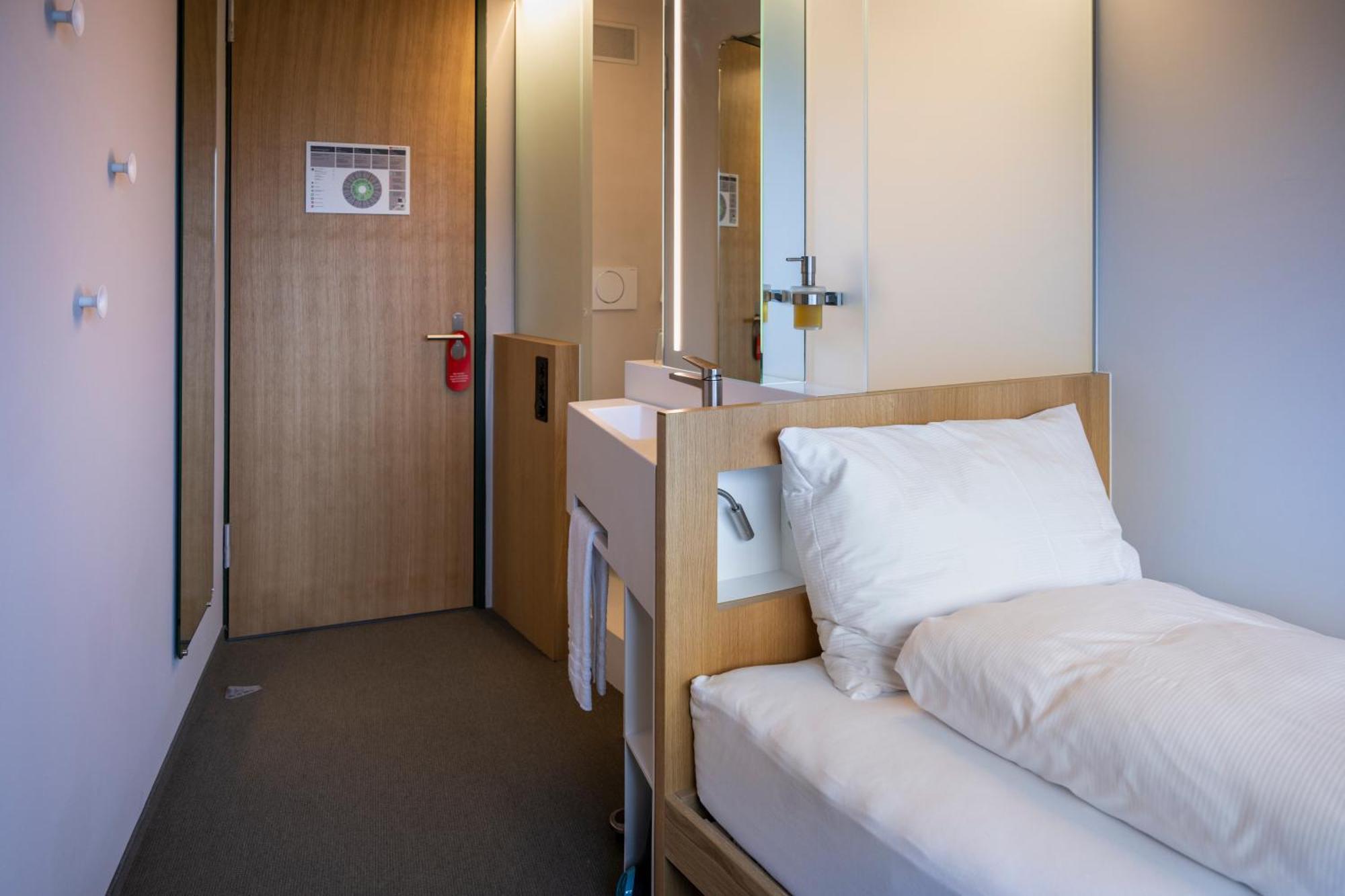 Centre Loewenberg Hotell Murten Eksteriør bilde